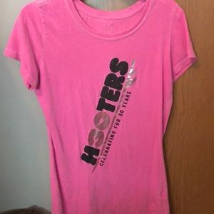 Hooters T-Shirt